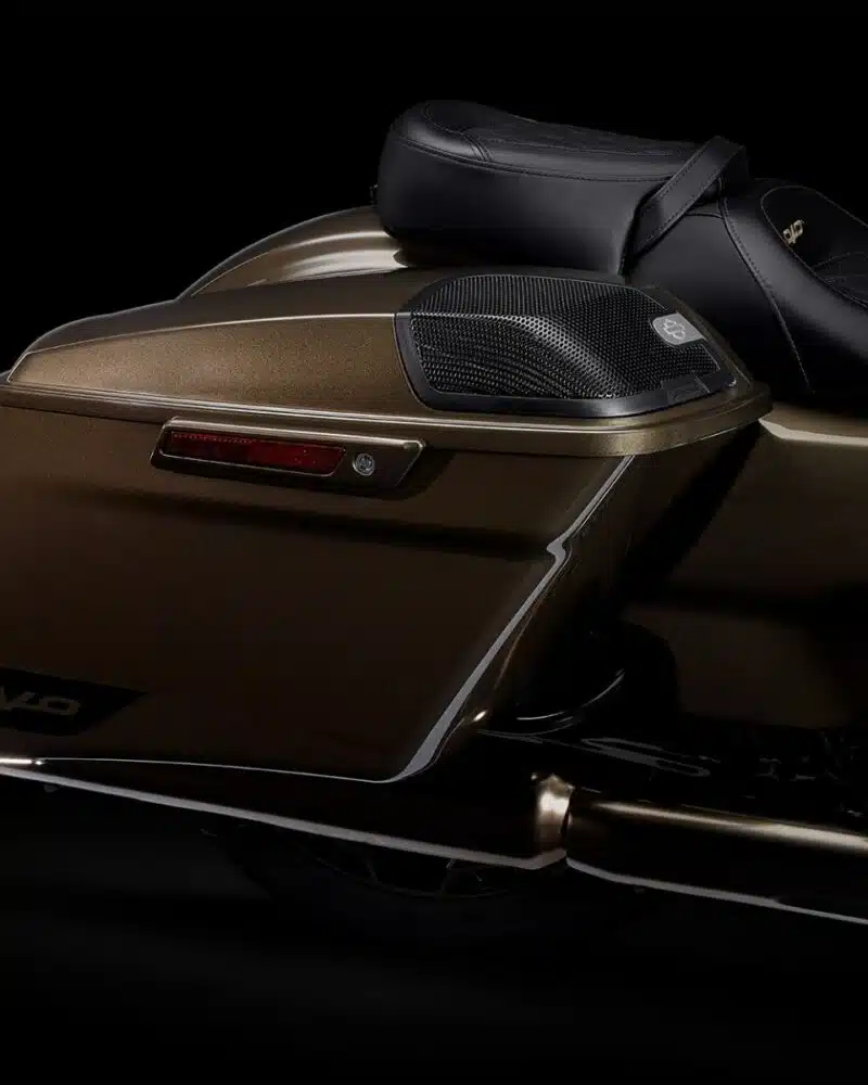 CVO™ ROAD GLIDE™ - immagine 7