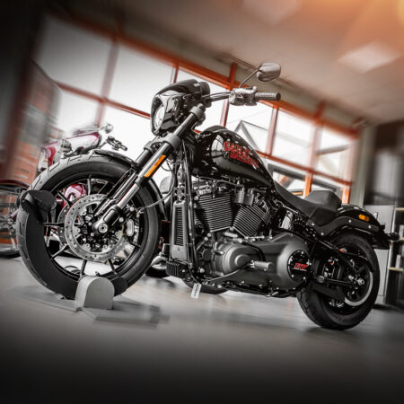 2025FXLRS LOW RIDER S VIVID BLACK