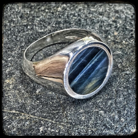 Anello BUTCH. In argento 925 con pietra naturale