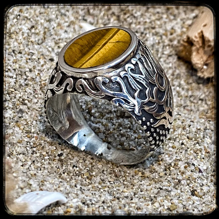 Anello FUEGO. In argento 925 con pietra naturale