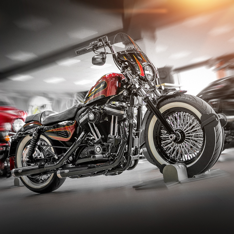 XL1200X SPORTSTER FORTHY-EIGHT BLACK FLAKE MY 13