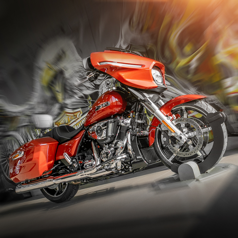 FLHX STREET GLIDE WHISKEY FIRE MY 24
