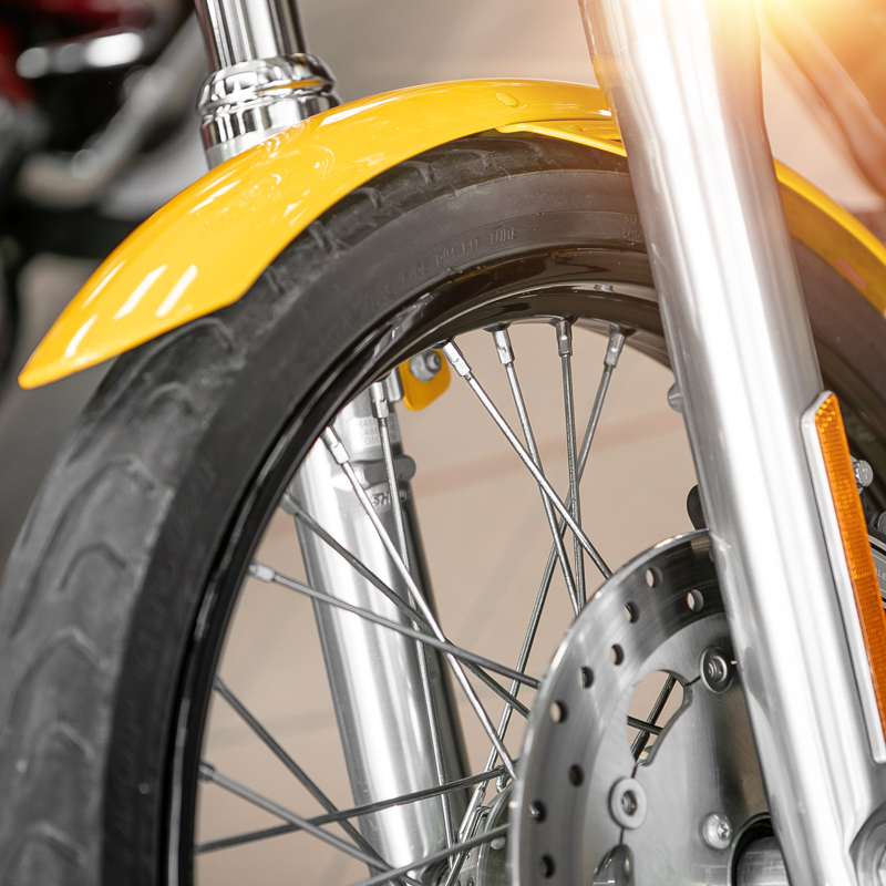 FXDWG DYNA WIDE GLIDE CHRM YELLOW MY 11 - immagine 4