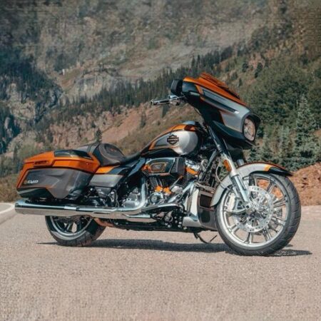 2026 CVO™ Street Glide™ Torched Orange