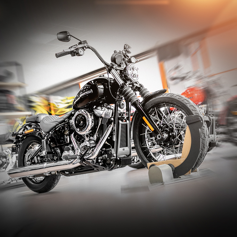 2026FXBB STREET BOB VIVID BLACK