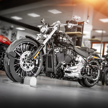 2026FXBR BREAKOUT VIVID BLACK